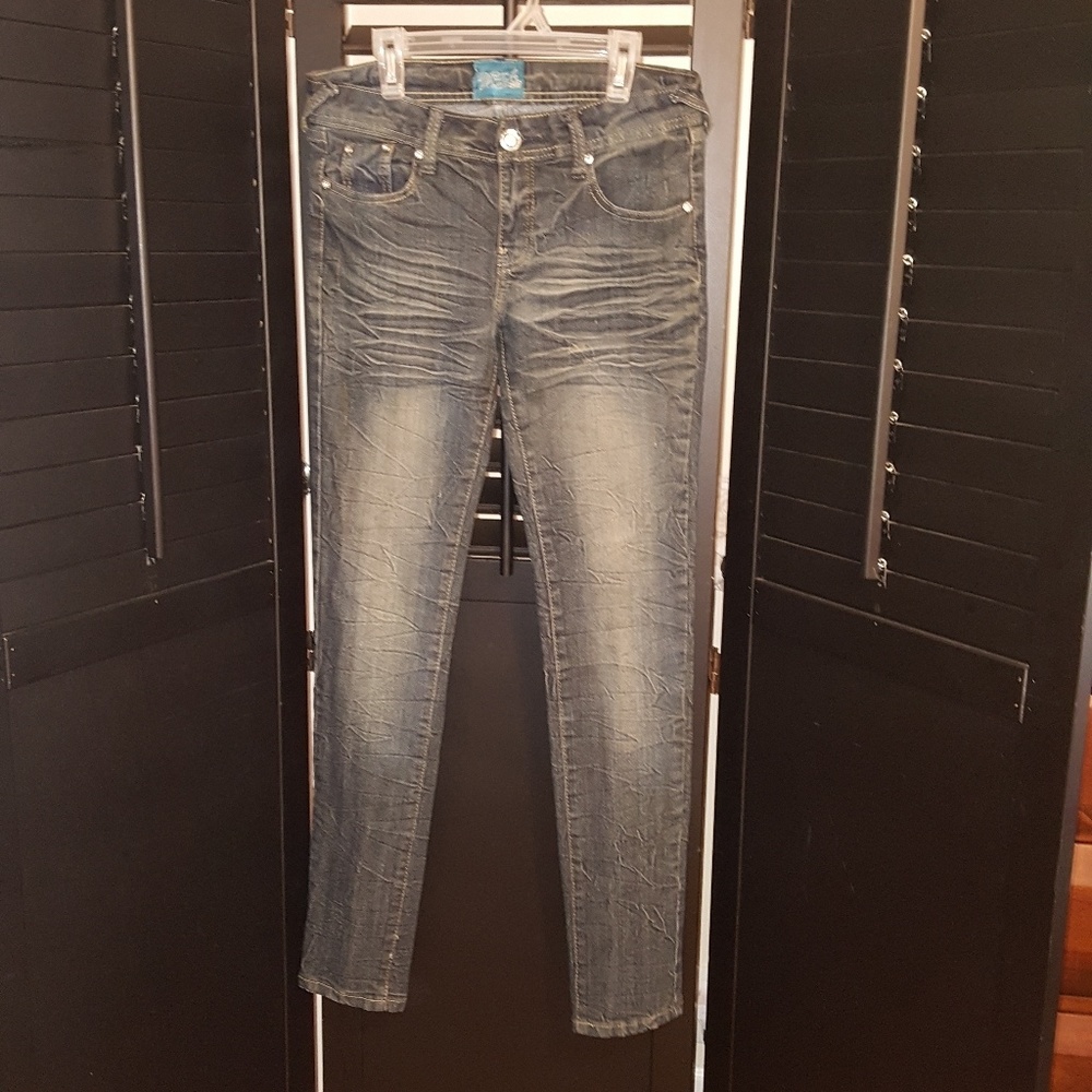 Denim and Rivets Womens/juniors sz3 jeans EUC